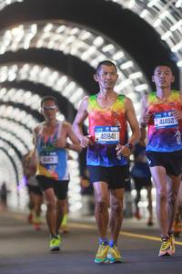 BIB: 6417, 40841, 41452
                            <button type="button" onclick="openModal(20139222)" class="btn btn-primary btn-sm float-right btn-popup" data-toggle="modal" data-target=".modal-high-quality">
                        <i class="fas fa-shopping-cart"></i> Add to Cart
                    </button>
                                            <button type="button" onclick="isThisMe(20139222, true)" class="btn btn-success btn-sm float-right btn-popup btn-isme hidden" data-toggle="tooltip" data-placement="bottom" title="นี่คือรูปของคุณใช่ไหม คลิกที่นี่เพื่อเอาเข้าอัลบั้ม">
                        <i class="fas fa-plus"></i> Add to album
                    </button>
                    <button type="button" onclick="isThisMe(20139222, false)" class="btn btn-warning btn-sm float-right btn-popup btn-isnotme hidden">
                        <i class="fas fa-ban"></i> Remove from album
                    </button>